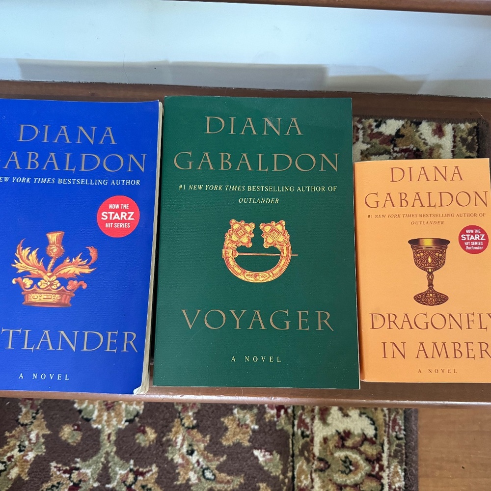 3 Diana Gabaldon Outlander Books